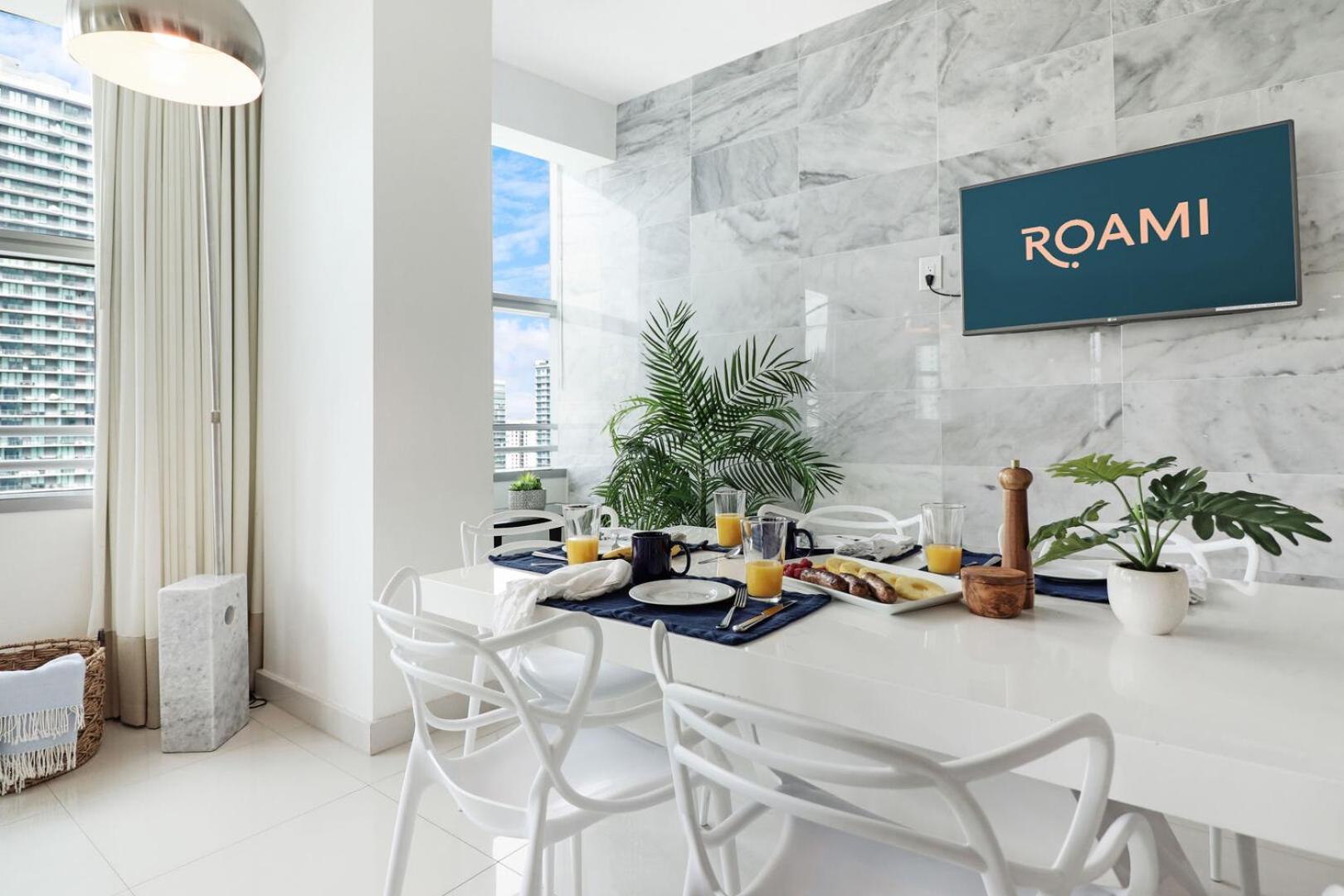 Roami At Brickell Arch Miami